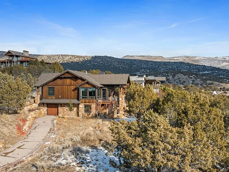 688 N Explorer Peak Dr — Photo 48