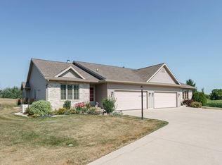 Windwood Condominium Associati, Watertown, WI 53098