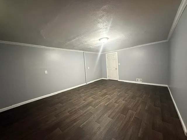 5490 Sigman St — Photo 17