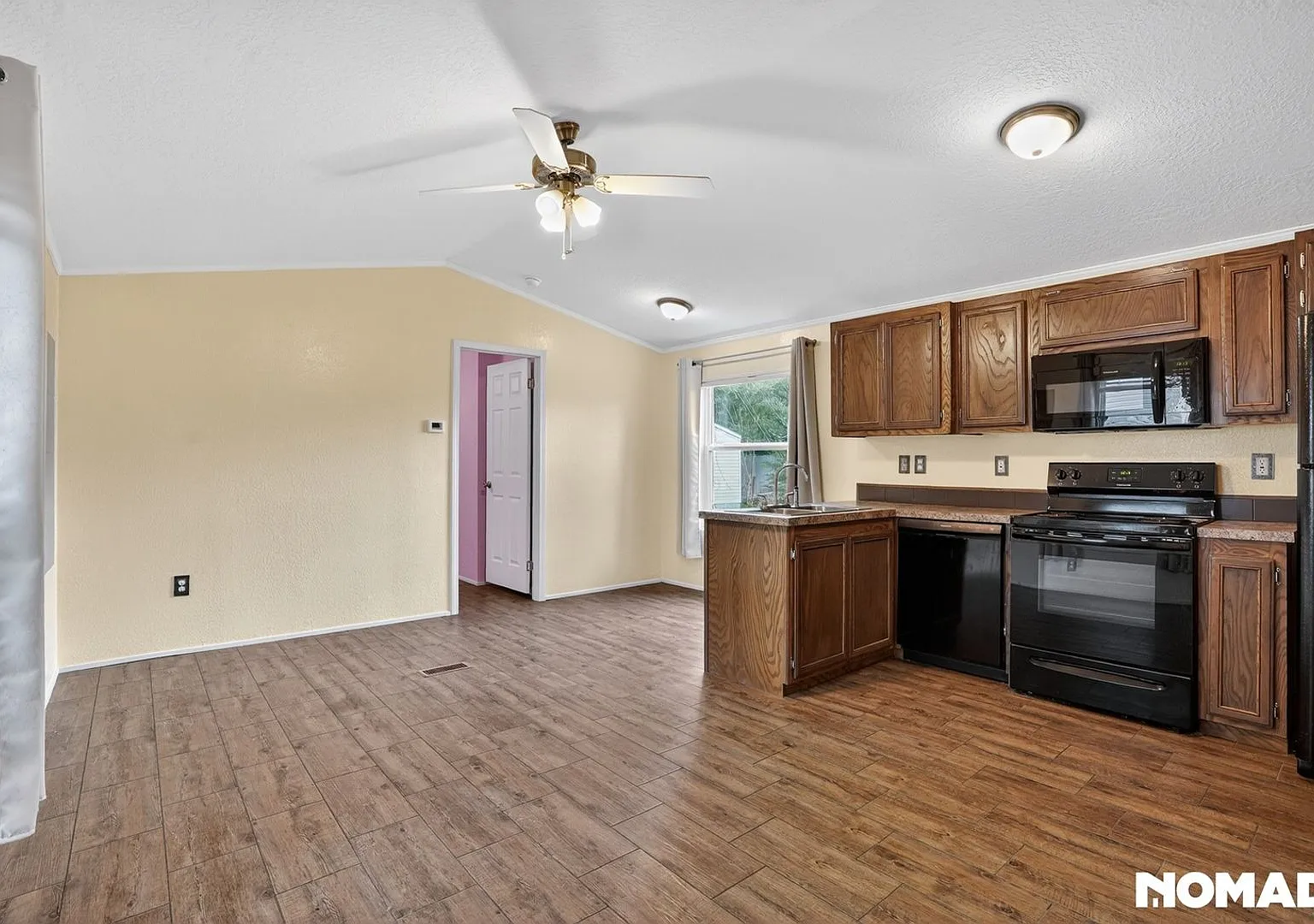 Charming 2BR mobile home in Spring — Photo 1