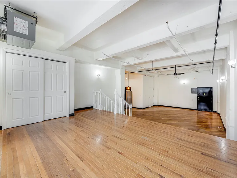 Berry Lane Lofts — Photo 34