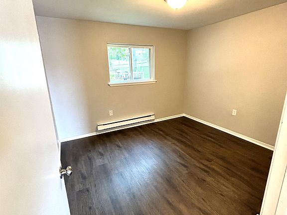 5th image of 306 Harvey Ave APT 3