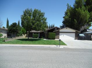 2811 Perfect Pl, Lancaster, CA 93536