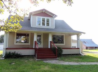 1086 12th Rd, Clay Center, KS 67432