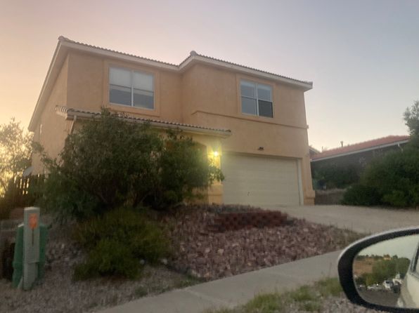 10609 Vista Bella Pl NW