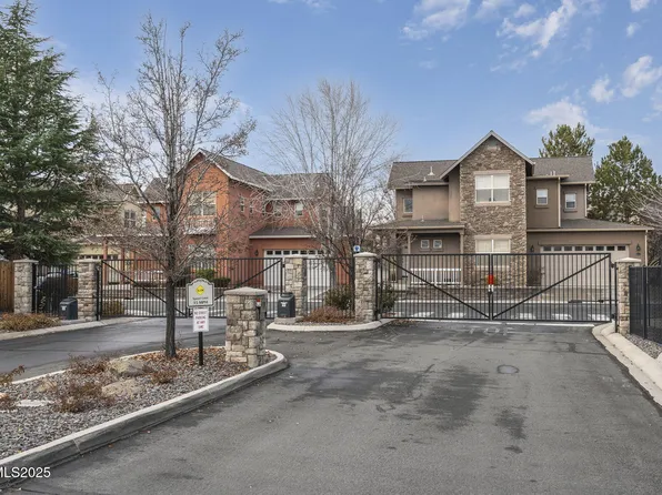 985 Floral Ridge Way, Sparks, NV 89436