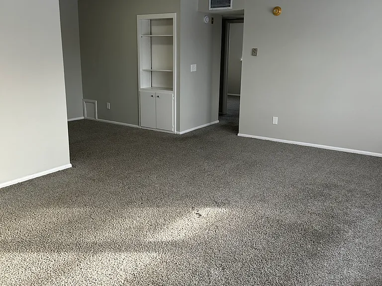Livingroom shot to dining area
