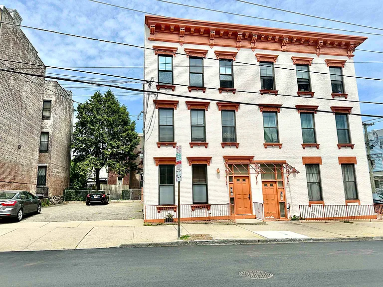 86 South St #2 — Photo 14
