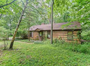 516 E Dragoon Trl, Mishawaka, IN 46544