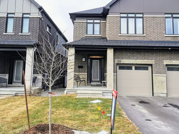 321 Lysander Pl, Ottawa, ON K1K 3X8