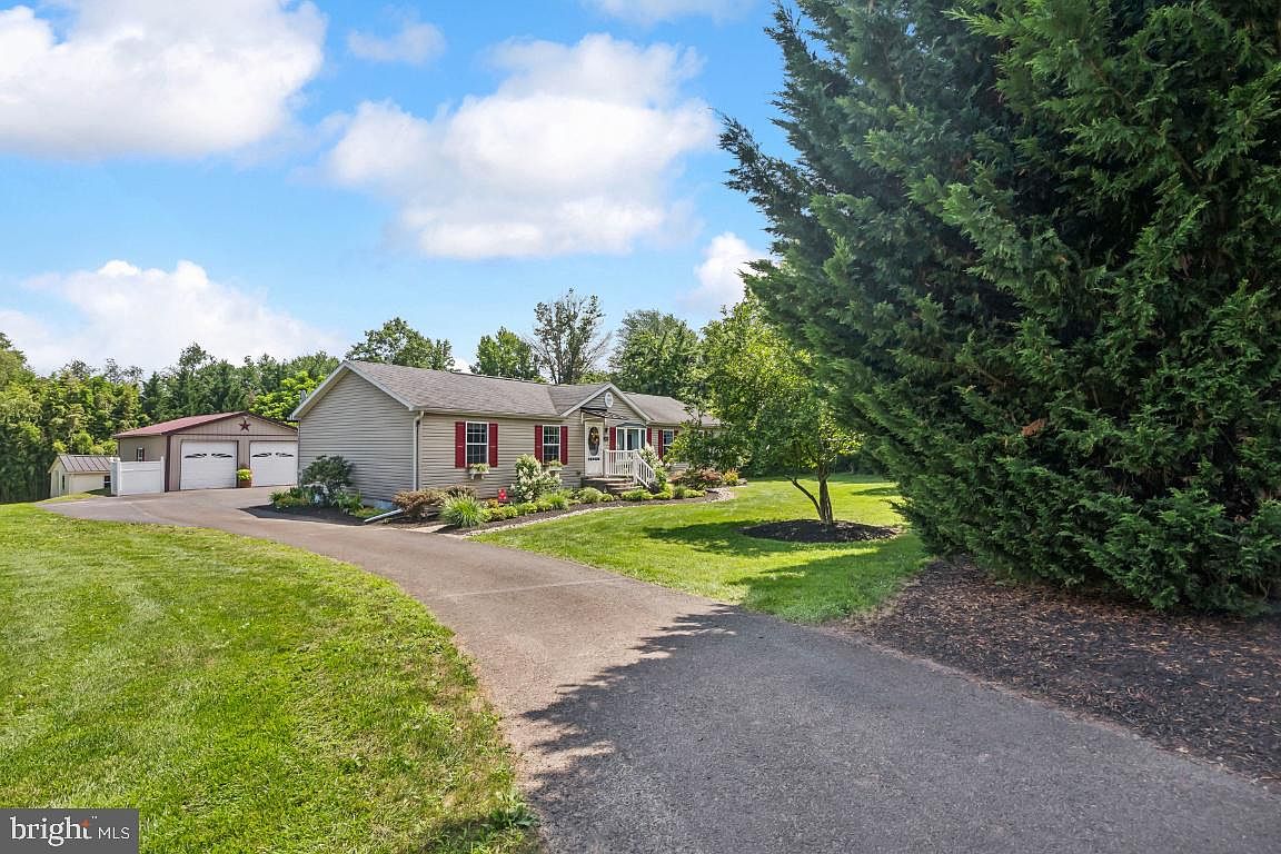 515 Taylor Ave, Warrington, PA 18976 | Zillow