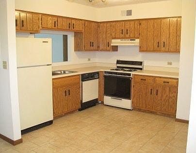 Kitchen with dishwasher