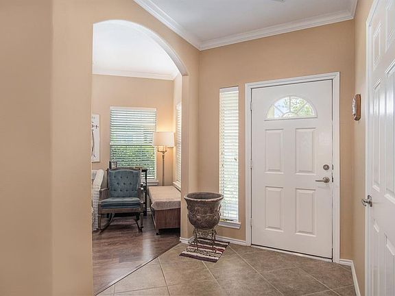 5th image of 5315 Garnetfield Ln