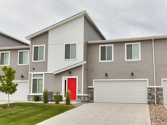 2nd image of 9561 Heightsview Dr
