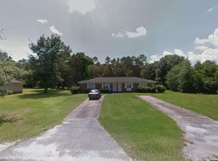 6879 Larriet Ln, Milton, FL 32570