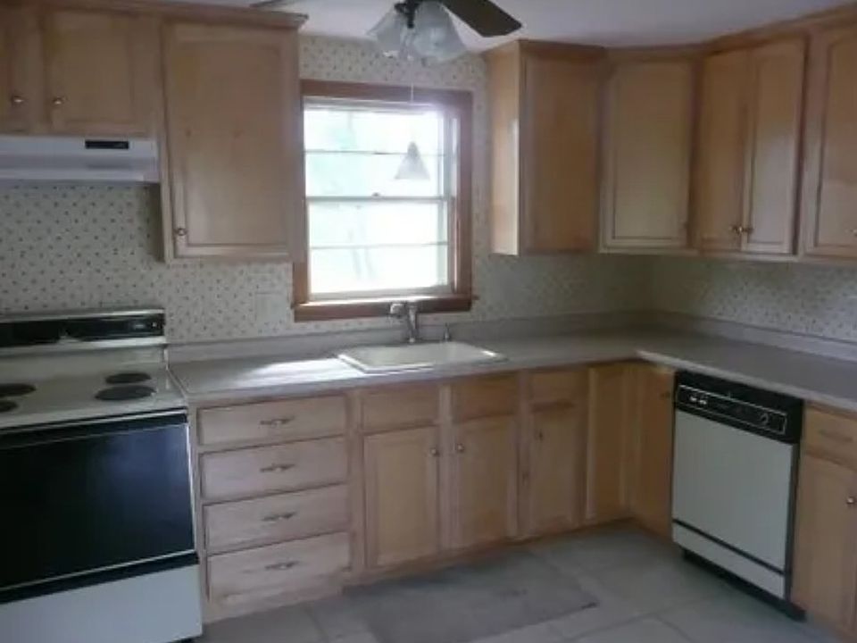 1st image of 14 Nash St