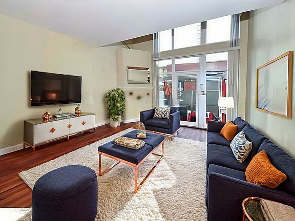 4th image of 1240 India St Unit 309