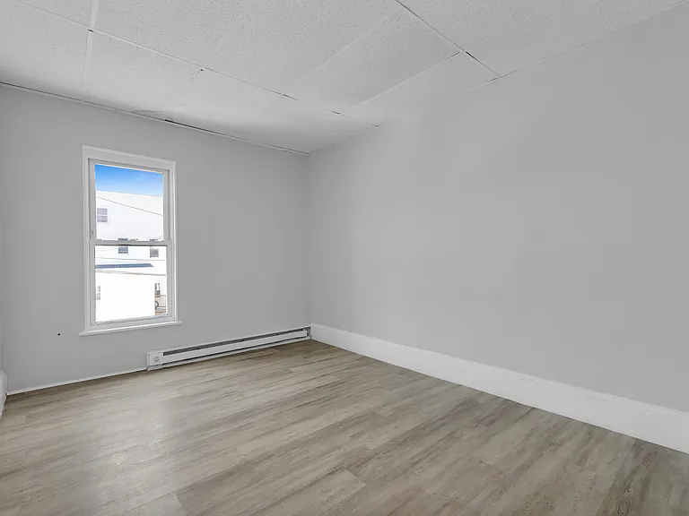 149 W Ridge St #2B — Photo 7