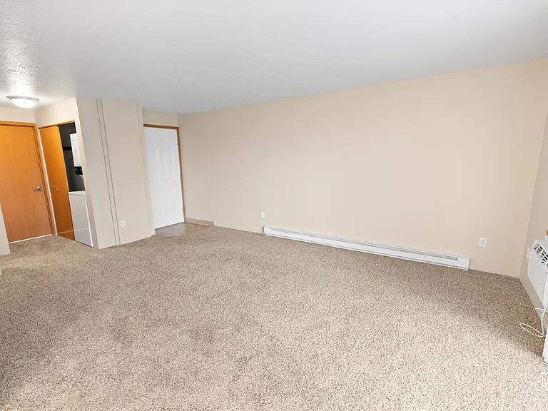 Knightsbridge Apartments — Photo 9