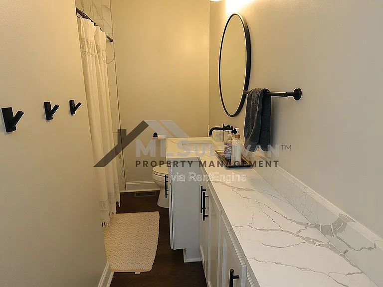 411 N Maple St — Photo 10