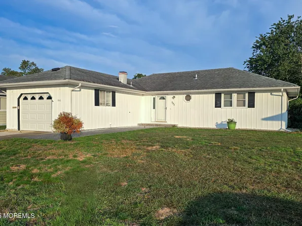 593 Jamaica Boulevard, Toms River, NJ 08757