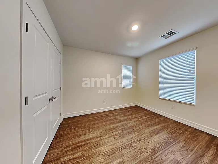 5808 Petronius St — Photo 23