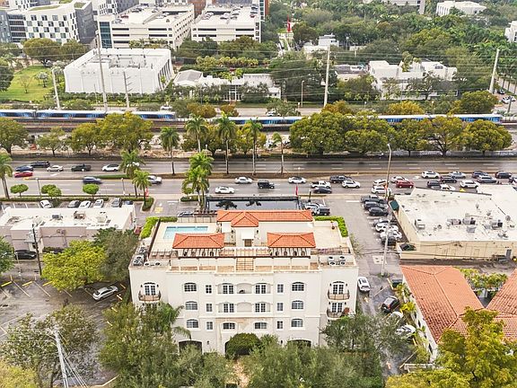 4th image of 1121 Madruga Avenue #201
