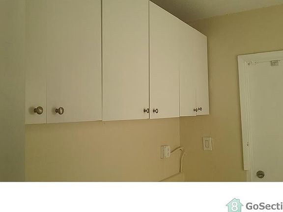 4th image of 1610 NW 7th Pl