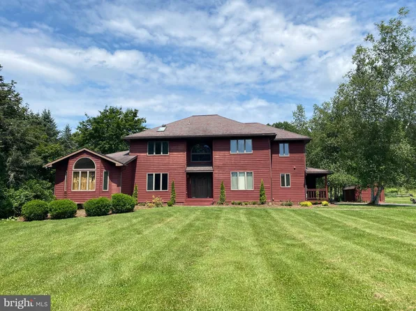 102 Sellers Ln, Port Matilda, PA 16870