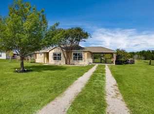 172 Round Up Dr, Liberty Hill, TX 78642