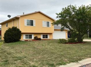 520 Aana Ave, Baltic, SD 57003