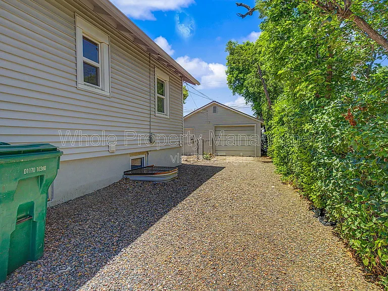 4205 S Lincoln St #A — Photo 21