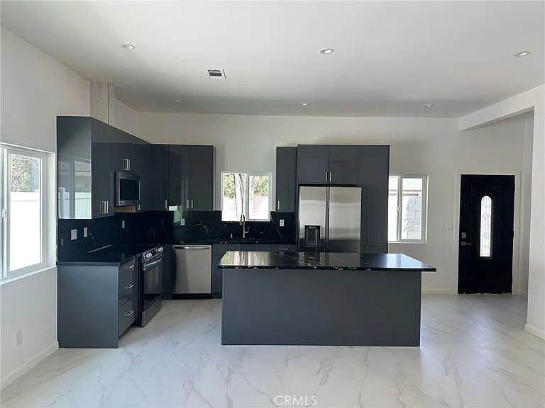 7532 Sausalito Ave — Photo 3