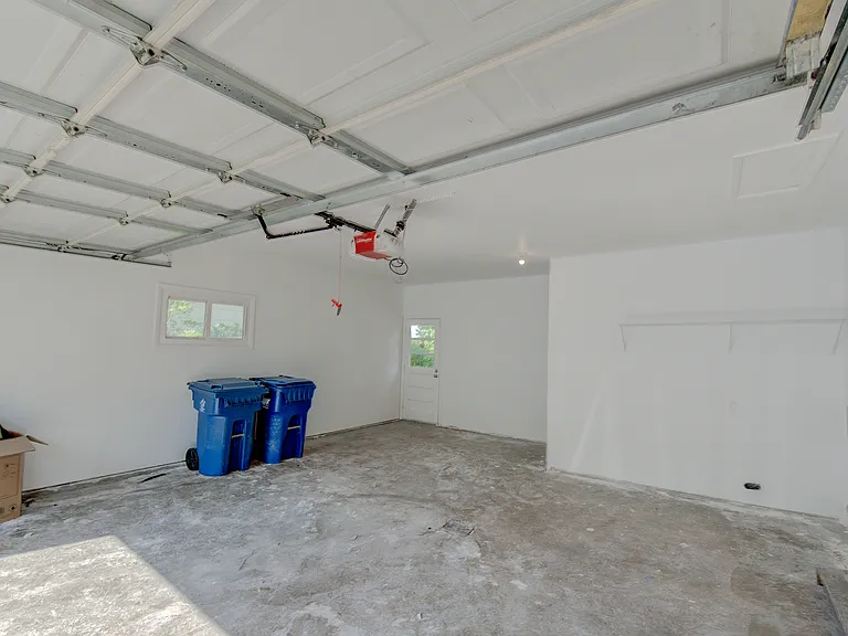 616 N Morse Ave — Photo 16