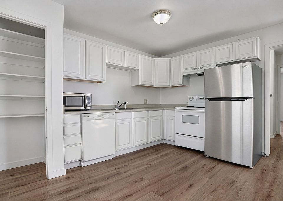 1st image of 840 S Main St #1