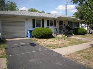 206 E Jefferson Ave, Casey, IL 62420