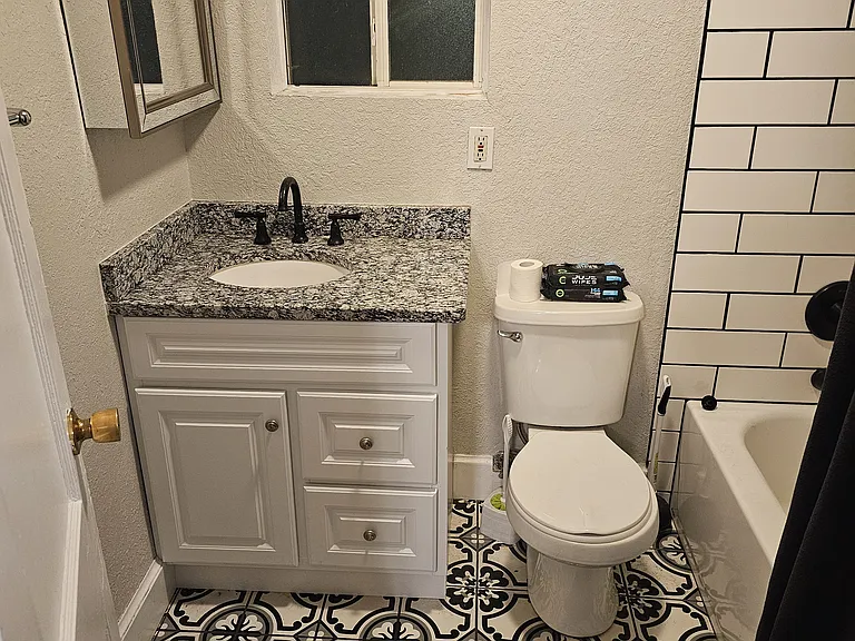 2808 Grant Ave — Photo 11