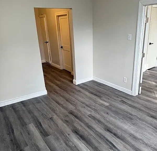 1144 Blake Ave #1R — Photo 12