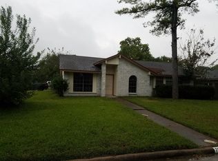 7866 Breezeway St, Houston, TX 77040
