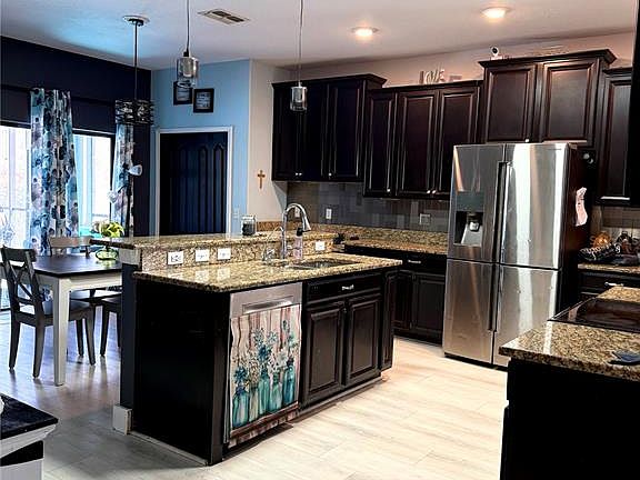 2nd image of 11695 Crestridge Loop