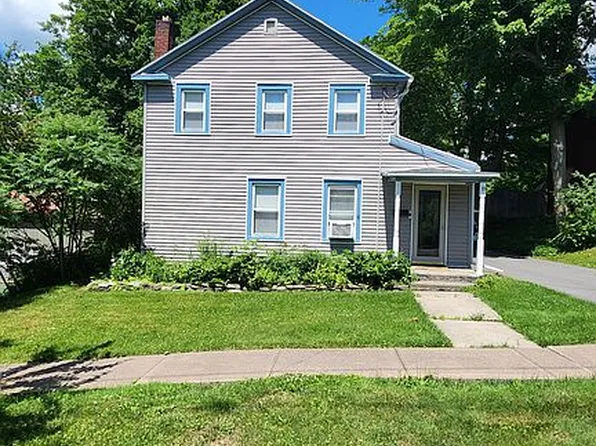 39 Nelson St, Cazenovia, NY 13035