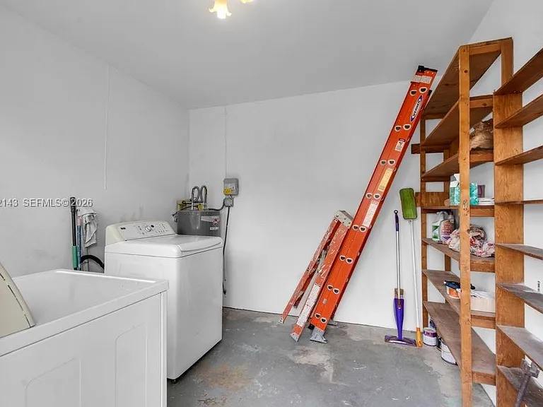 5651 NW 3rd St — Photo 18
