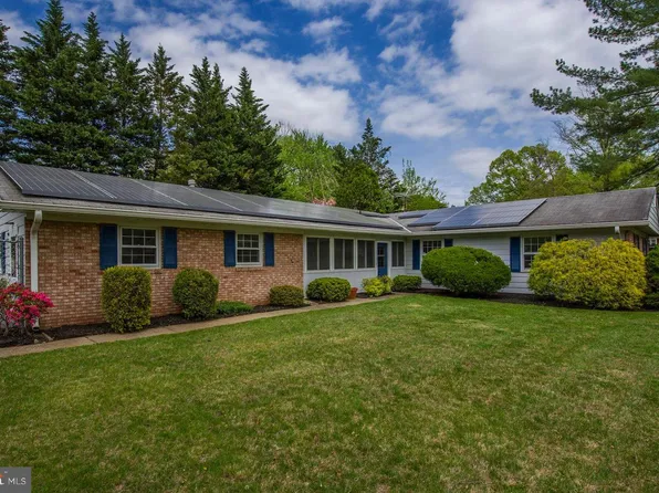 9 Beechvue Ct, Silver Spring, MD 20906