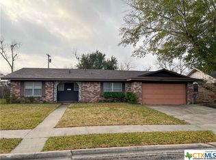 2605 Miori Ln, Victoria, TX 77901