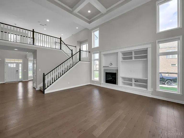 5874 Spinney Ct — Photo 12