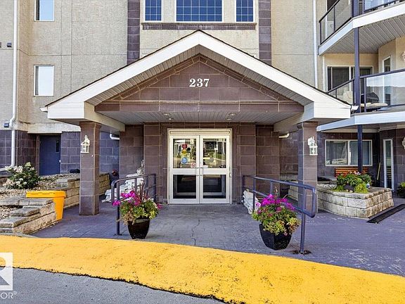 2nd image of 237 Youville Dr E #116
