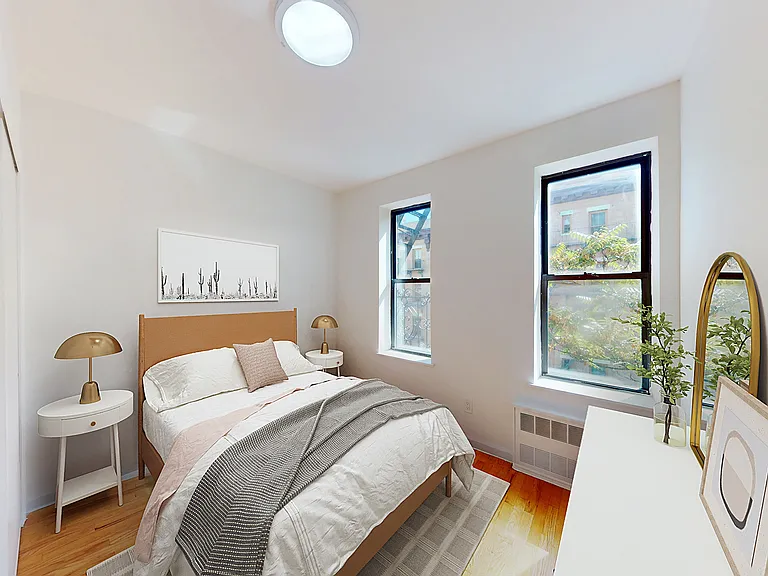 417 E 65th St #22 — Photo 2