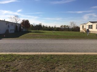 236 Eagle Dr, Hanover, PA 17331