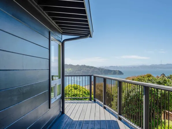 2220 Vistazo Street E, Tiburon, CA 94920