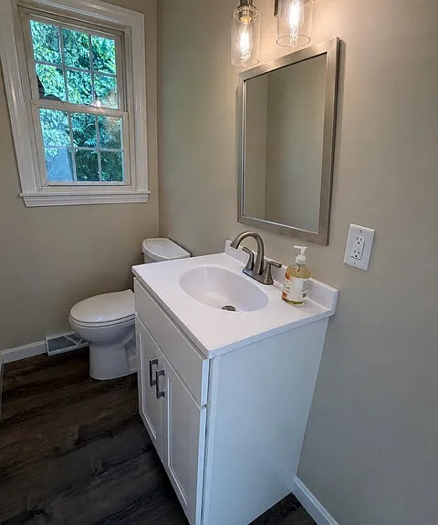 18 Mercury Ct #14 — Photo 5